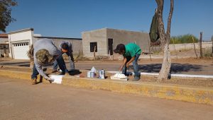 LIMPIANDO Y PINTADO LUGARES DEL MUNICIPIO