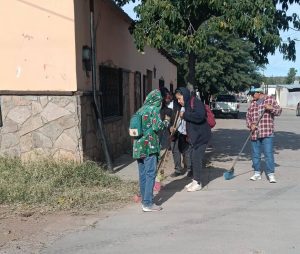 EL PRESIDENTE MUNICIPAL JUAN CARLOS MORENO MORENO INICIA CAMPAÑA DE LIMPIEZA EN LAS CALLES PRINCIPALES DEL PUEBLO