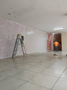 TRABAJOS DE MANTENIMIENTO Y REHABILITACIÓN EN EL CASINO MUNICIPAL